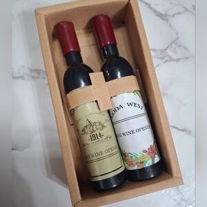 WineBottle Shaped Corkscrew Set